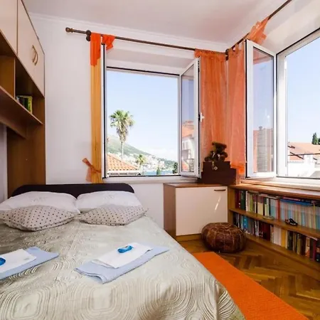 Todo - Two Bedroom With Terrace Daire